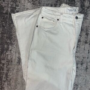 Abercrombie & F The 90/ Straight Ultra High Rise Curve Love 31/12